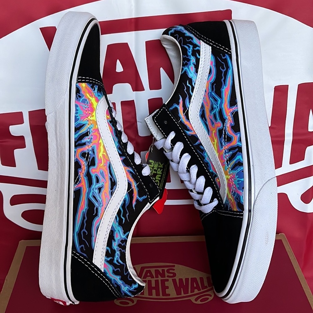 Vans Old Skool Electric Flame Black/True White WMNS sneakers - Picture 12 of 16